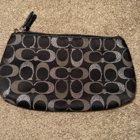 Coach signature stripe 3 color  metallic signature large logo wristlet black - Picture 2 of 8